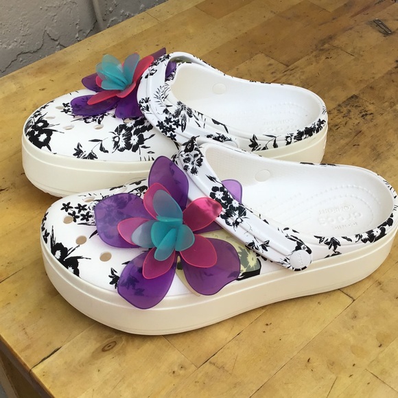 Platform Crocs - Picture 4 of 5